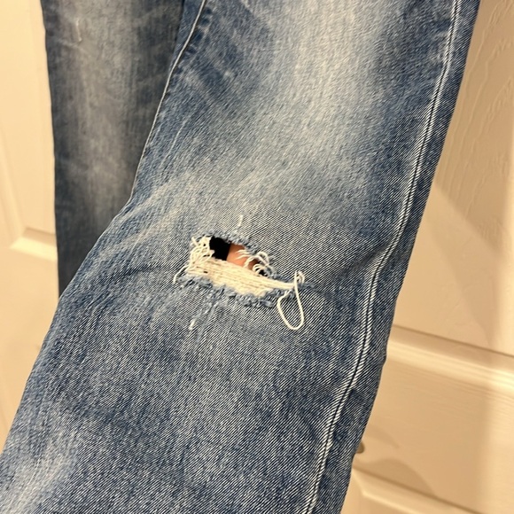 J. Crew Slim Broken-in Boyfriend Patchwork Distressed Blue Denim Jeans Size 27 - Picture 3 of 10